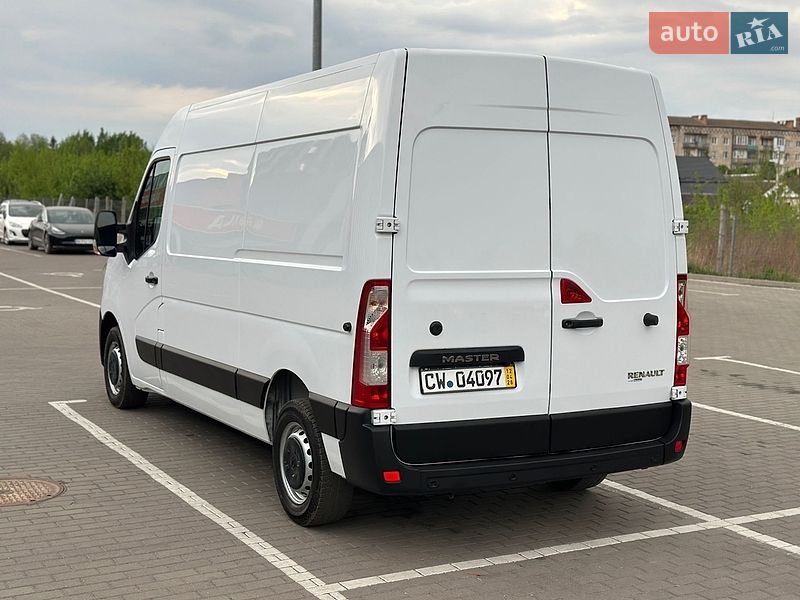 Грузовой фургон Renault Master 2021 в Дубно