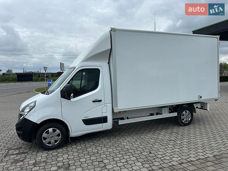 Renault Master 2021