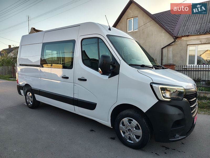 Вантажний фургон Renault Master 2022 в Дубні