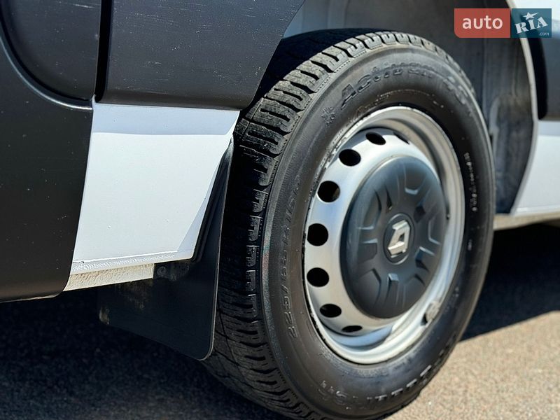 Городской автобус Renault Master 2019 в Киеве