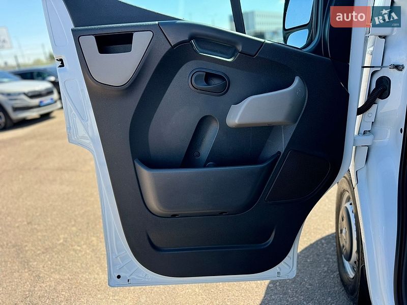 Городской автобус Renault Master 2019 в Киеве