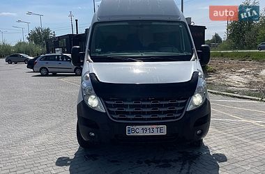 Вантажний фургон Renault Master 2013 в Львові