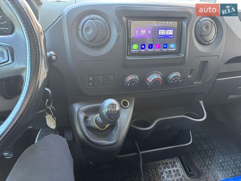 Грузовой фургон Renault Master 2015 в Киеве