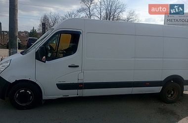Грузовой фургон Renault Master 2015 в Гусятине