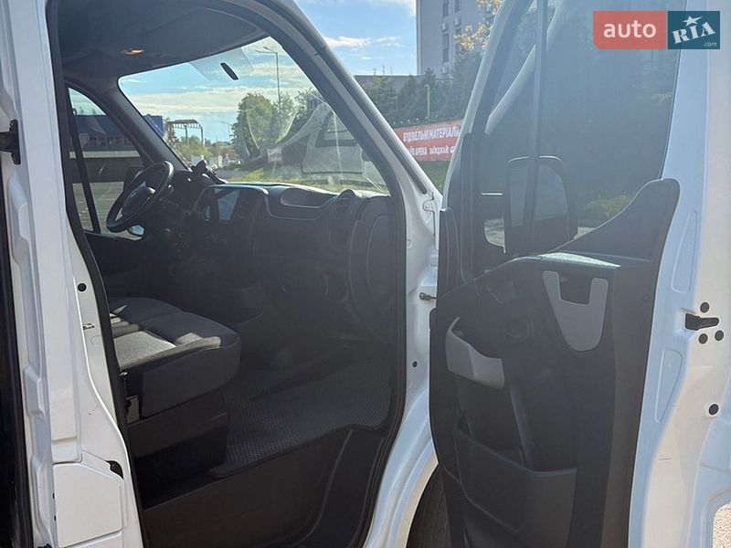Грузовой фургон Renault Master 2018 в Львове