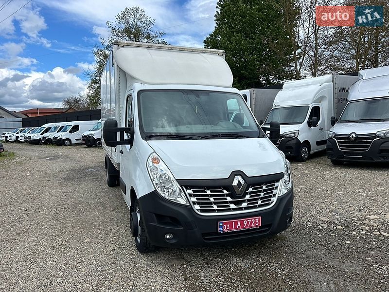 Грузовой фургон Renault Master 2018 в Хусте