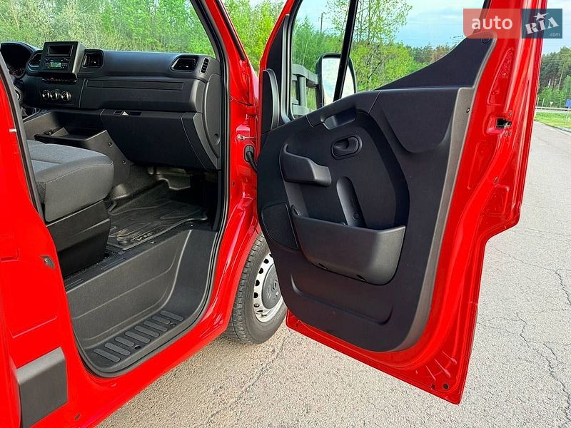 Тентованый Renault Master 2021 в Киеве