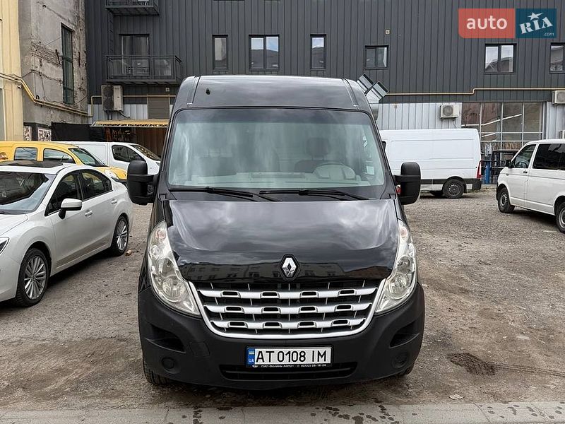 Грузовой фургон Renault Master 2010 в Львове