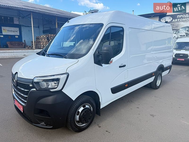 Renault Master 2021