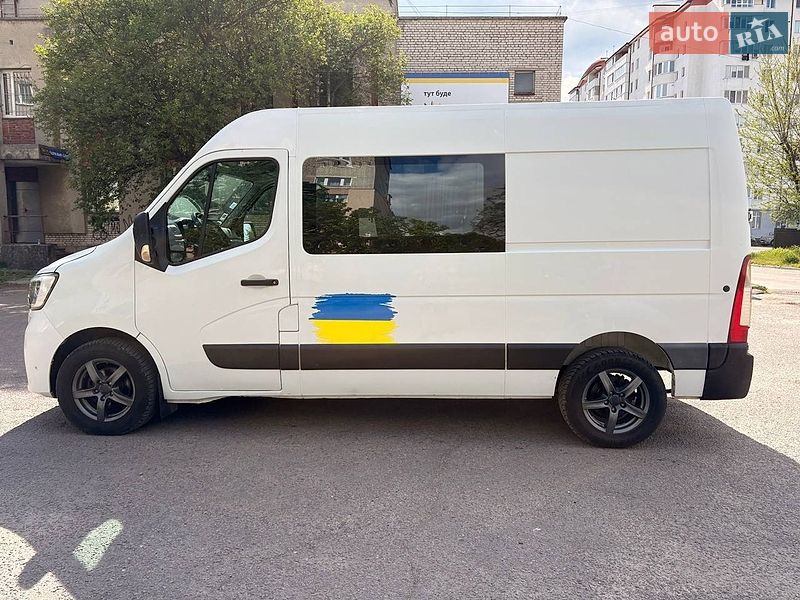 Вантажопасажирський фургон Renault Master 2019 в Шептицькому