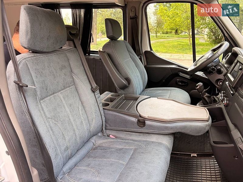Вантажопасажирський фургон Renault Master 2019 в Шептицькому