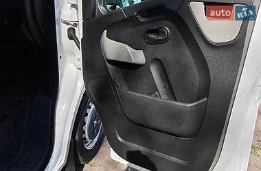 Грузовой фургон Renault Master 2017 в Гребенках