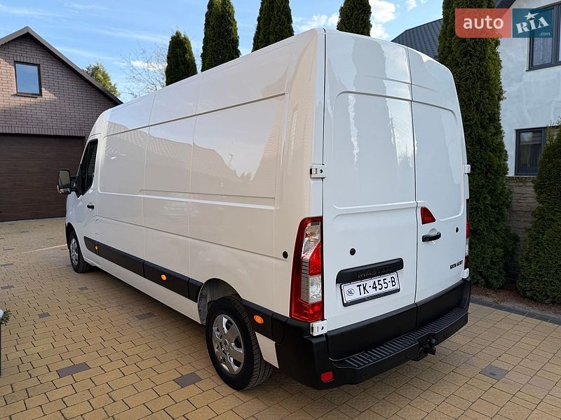 Вантажний фургон Renault Master 2022 в Радивиліві