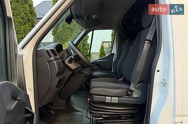 Вантажний фургон Renault Master 2022 в Радивиліві