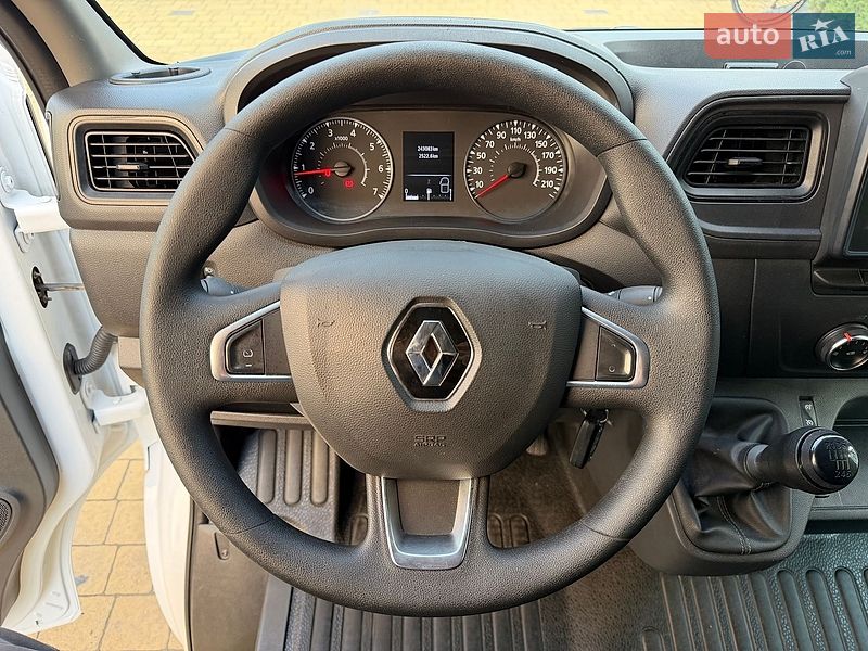 Вантажний фургон Renault Master 2022 в Радивиліві