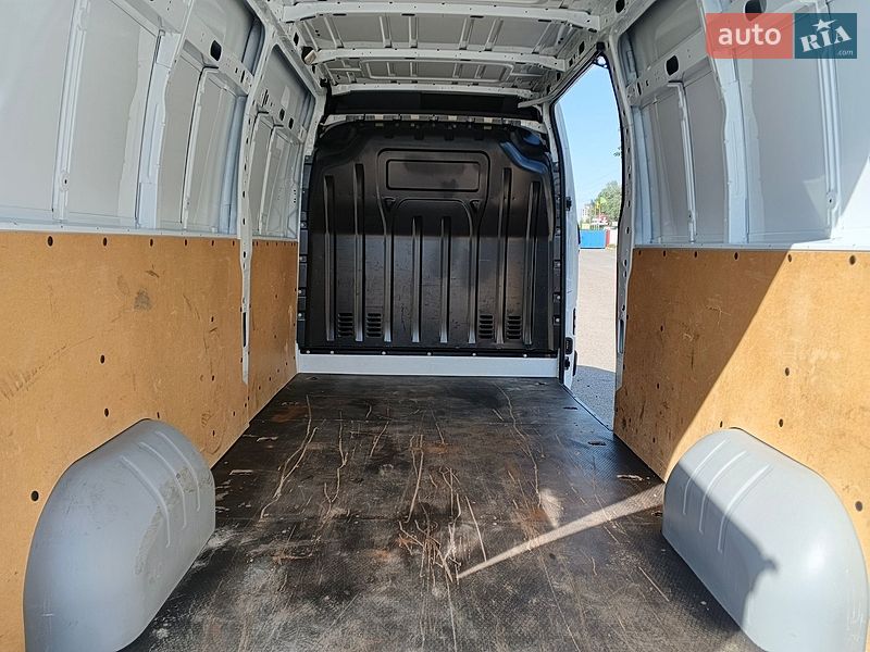 Грузовой фургон Renault Master 2021 в Киеве