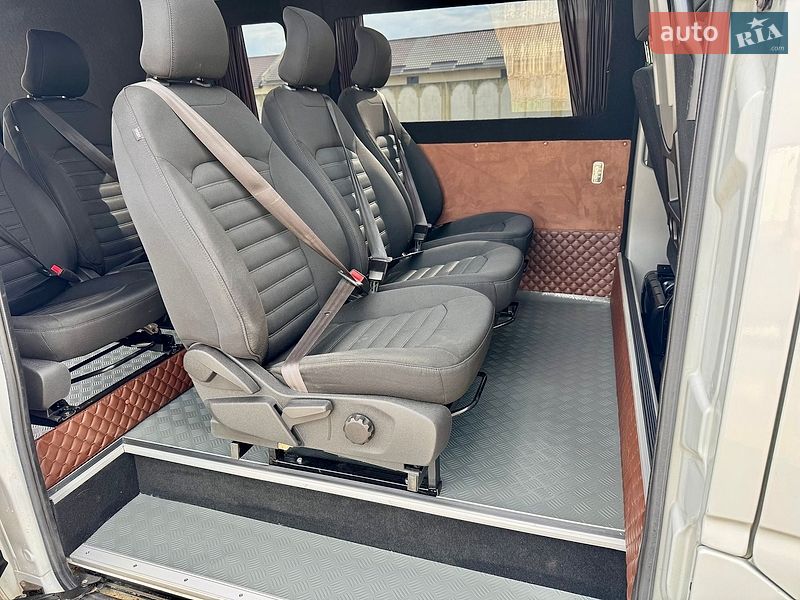 Грузопассажирский фургон Renault Master 2019 в Калуше