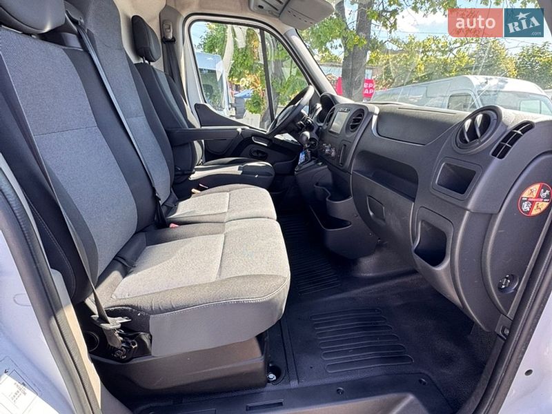 Вантажний фургон Renault Master 2018 в Києві