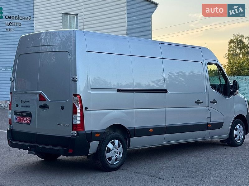 Вантажний фургон Renault Master 2021 в Дубні