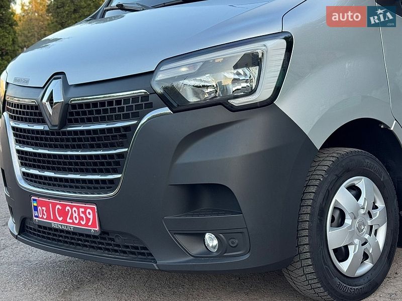 Вантажний фургон Renault Master 2021 в Дубні