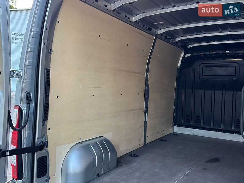 Вантажний фургон Renault Master 2021 в Дубні
