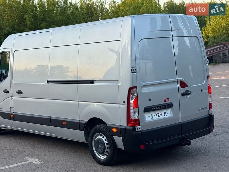 Грузовой фургон Renault Master 2018 в Дубно