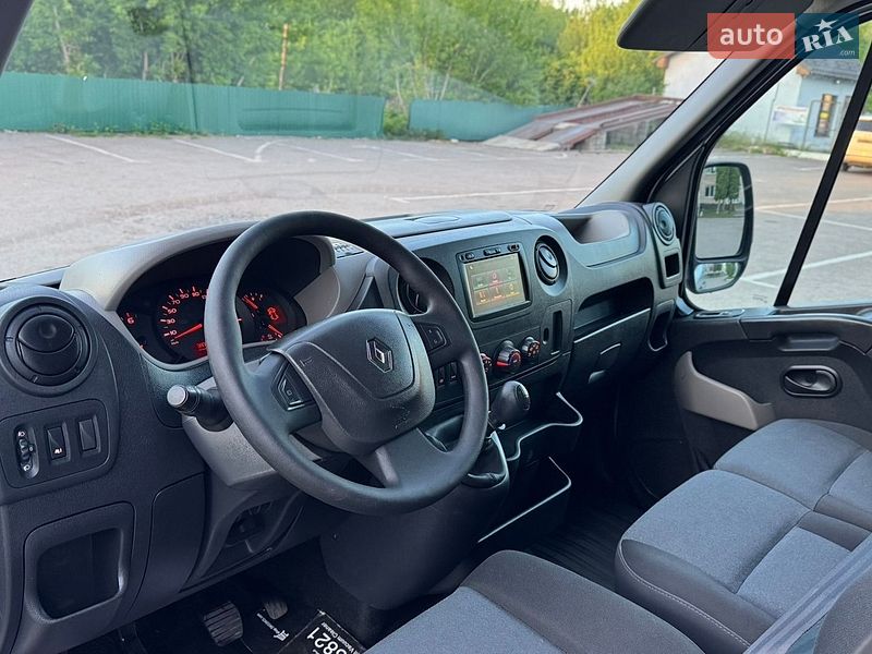 Грузовой фургон Renault Master 2018 в Дубно