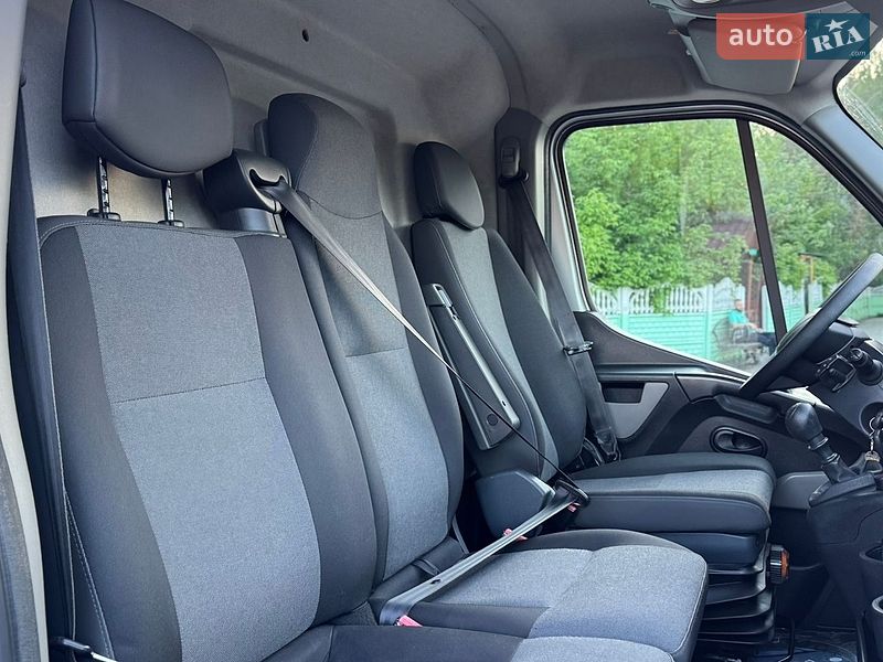 Грузовой фургон Renault Master 2018 в Дубно