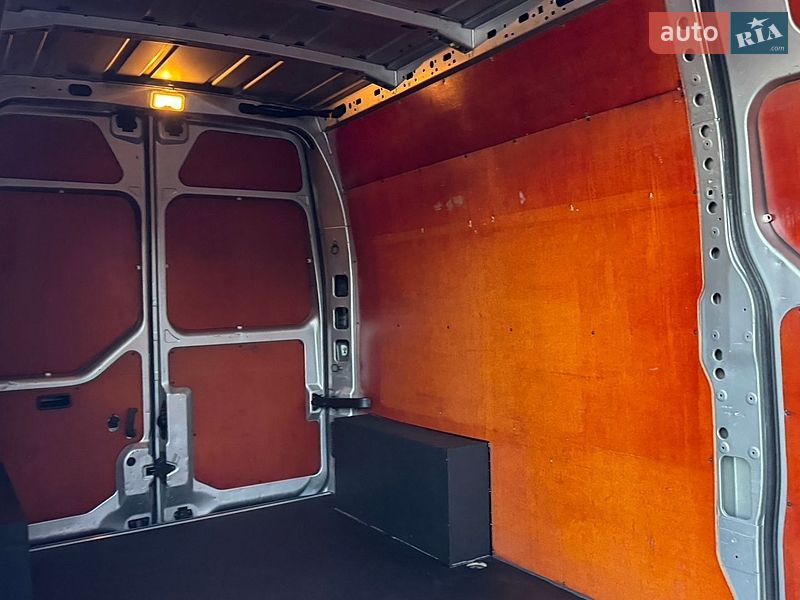 Грузовой фургон Renault Master 2018 в Дубно