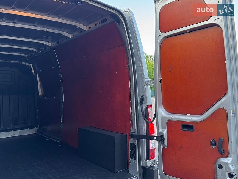 Грузовой фургон Renault Master 2018 в Дубно