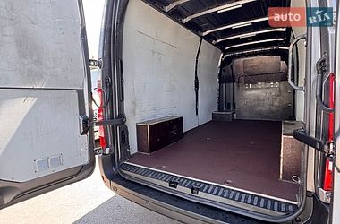 Грузовой фургон Renault Master 2022 в Киеве