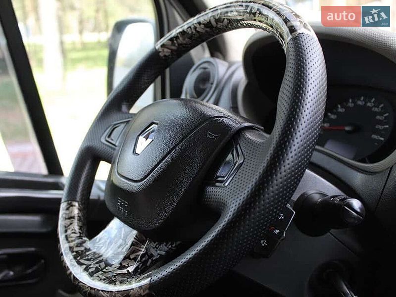 Вантажний фургон Renault Master 2016 в Ковелі
