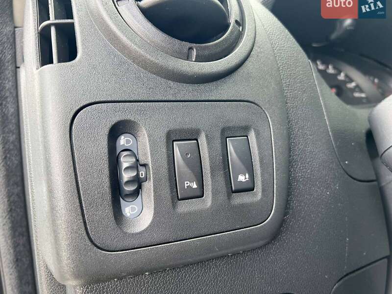 Грузовой фургон Renault Master 2018 в Львове