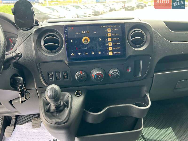 Грузовой фургон Renault Master 2018 в Львове