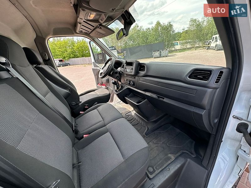 Грузовой фургон Renault Master 2021 в Ровно