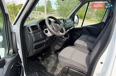 Грузовой фургон Renault Master 2022 в Дубно
