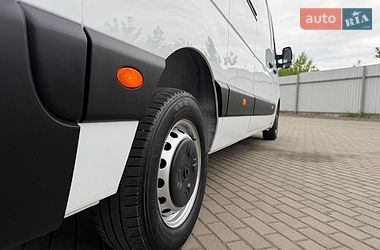 Грузовой фургон Renault Master 2023 в Дубно