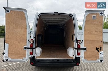Грузовой фургон Renault Master 2023 в Дубно