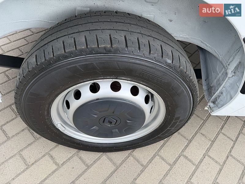 Грузовой фургон Renault Master 2023 в Дубно