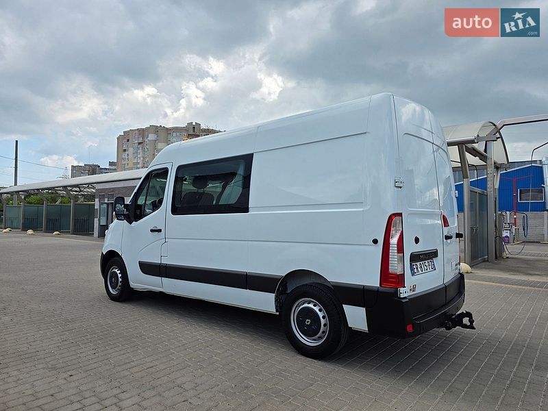 Грузопассажирский фургон Renault Master 2017 в Одессе