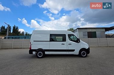 Грузопассажирский фургон Renault Master 2017 в Одессе