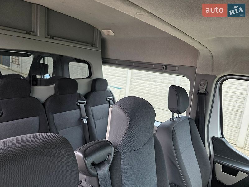 Грузопассажирский фургон Renault Master 2017 в Одессе