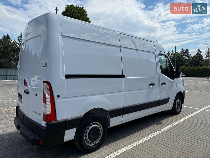 Грузовой фургон Renault Master 2022 в Луцке