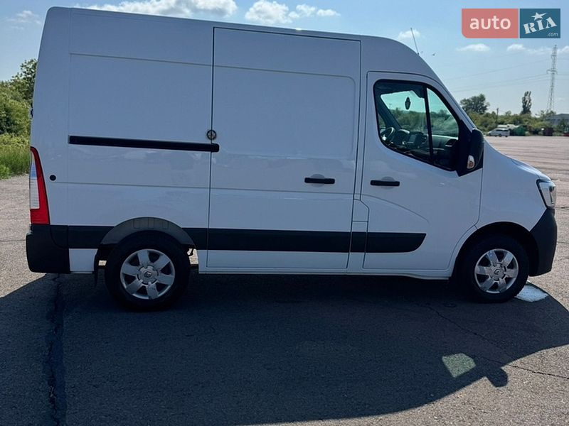 Грузовой фургон Renault Master 2020 в Ужгороде