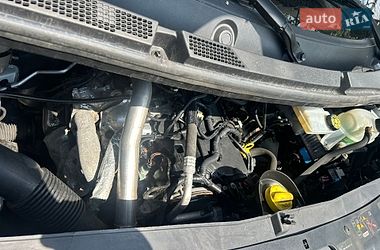 Грузовой фургон Renault Master 2022 в Хусте