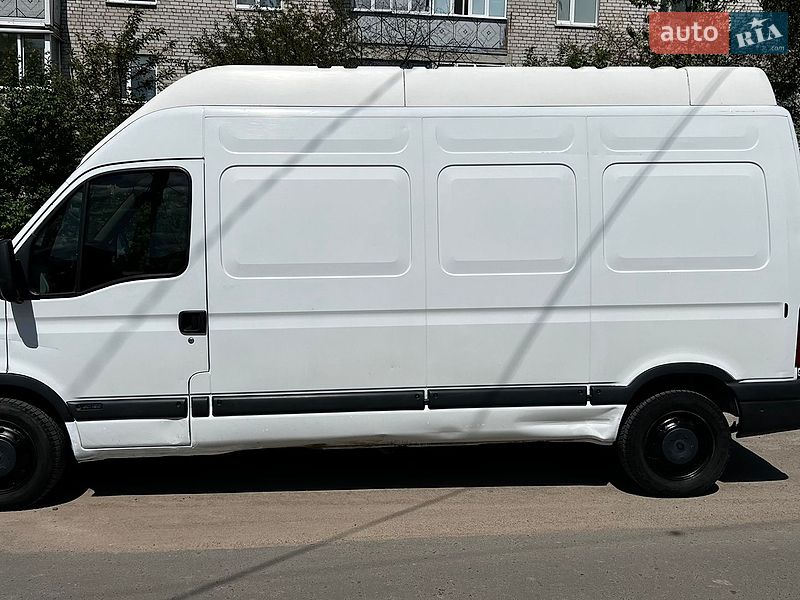 Микроавтобус грузовой (до 3,5т) Renault Master 2005 в Бердичеве