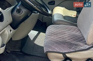 Микроавтобус грузовой (до 3,5т) Renault Master 2005 в Бердичеве