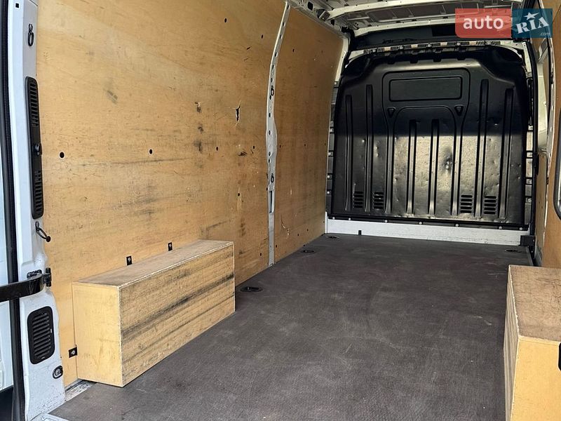Грузовой фургон Renault Master 2022 в Луцке