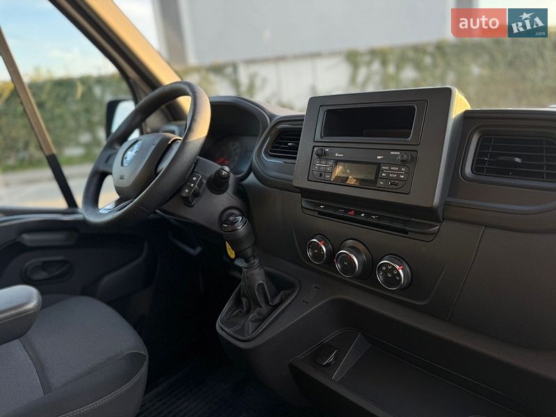 Грузовой фургон Renault Master 2021 в Луцке