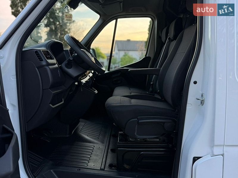 Грузовой фургон Renault Master 2020 в Дубно